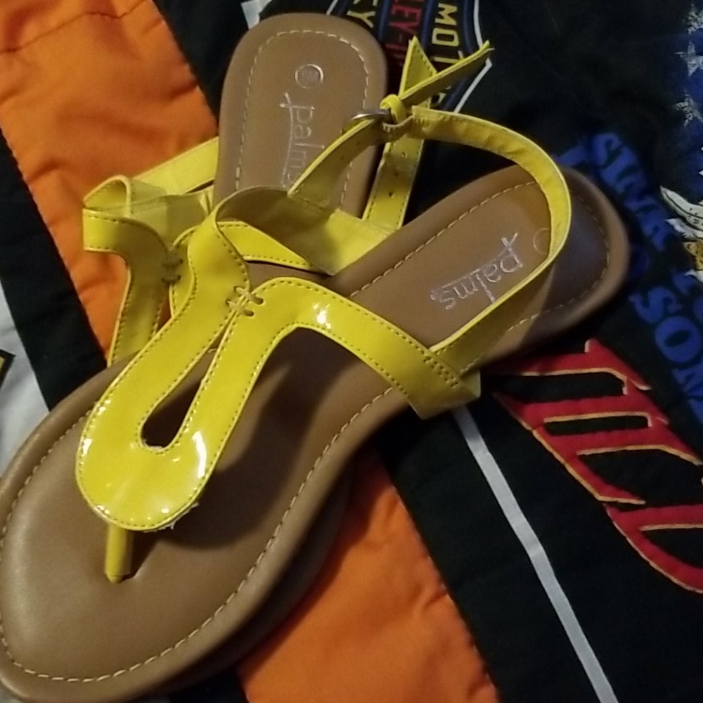 Womens sandels
